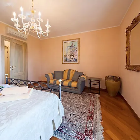 La Quercia Villa *